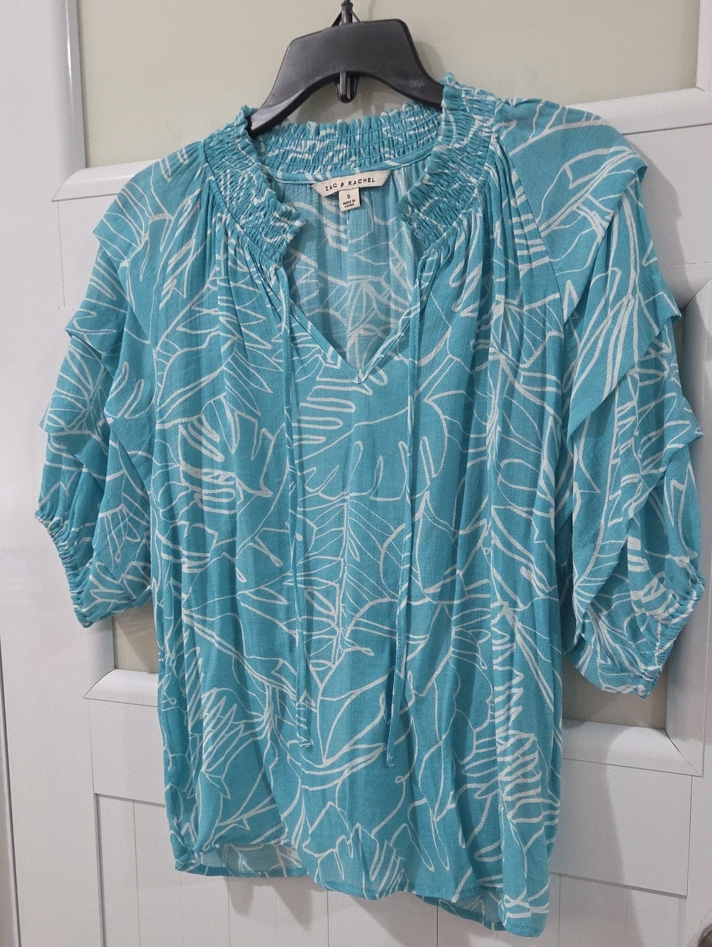 Zac & Rachel Teal Tropical Leaf Peasant Top Small